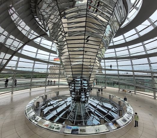 Cúpula del Reichstag en Berlín