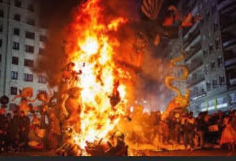 La Cremà en las Fallas de Valencia