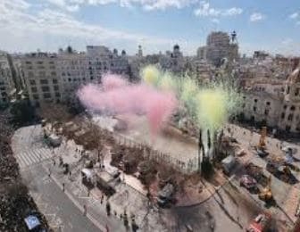 Mascletà en las Falllas de Valencia