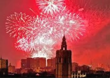 Nit del Foc en las Fallas de Valencia